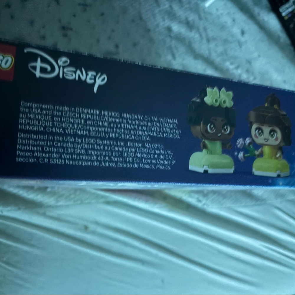 LEGO Disney Princess Castle Set with Green and Blue - Picture 6 of 8